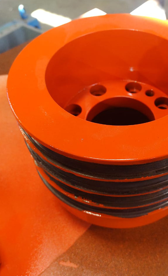 Componente industrial reparado
